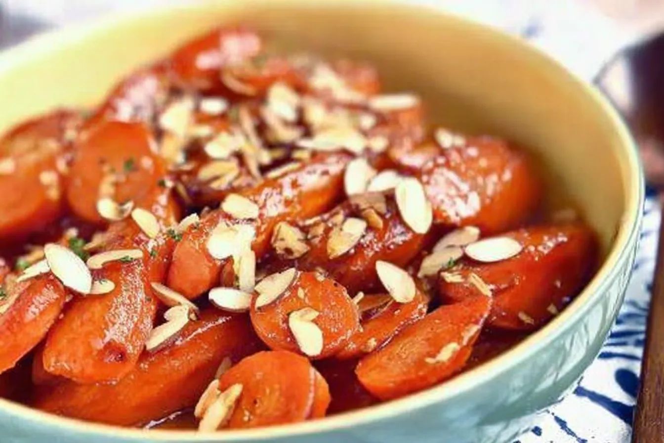 Orange Apricot–Glazed Carrots: A Sweet Delight for Everyone Orange Apricot–Glazed Carrots with Fresh Herbs